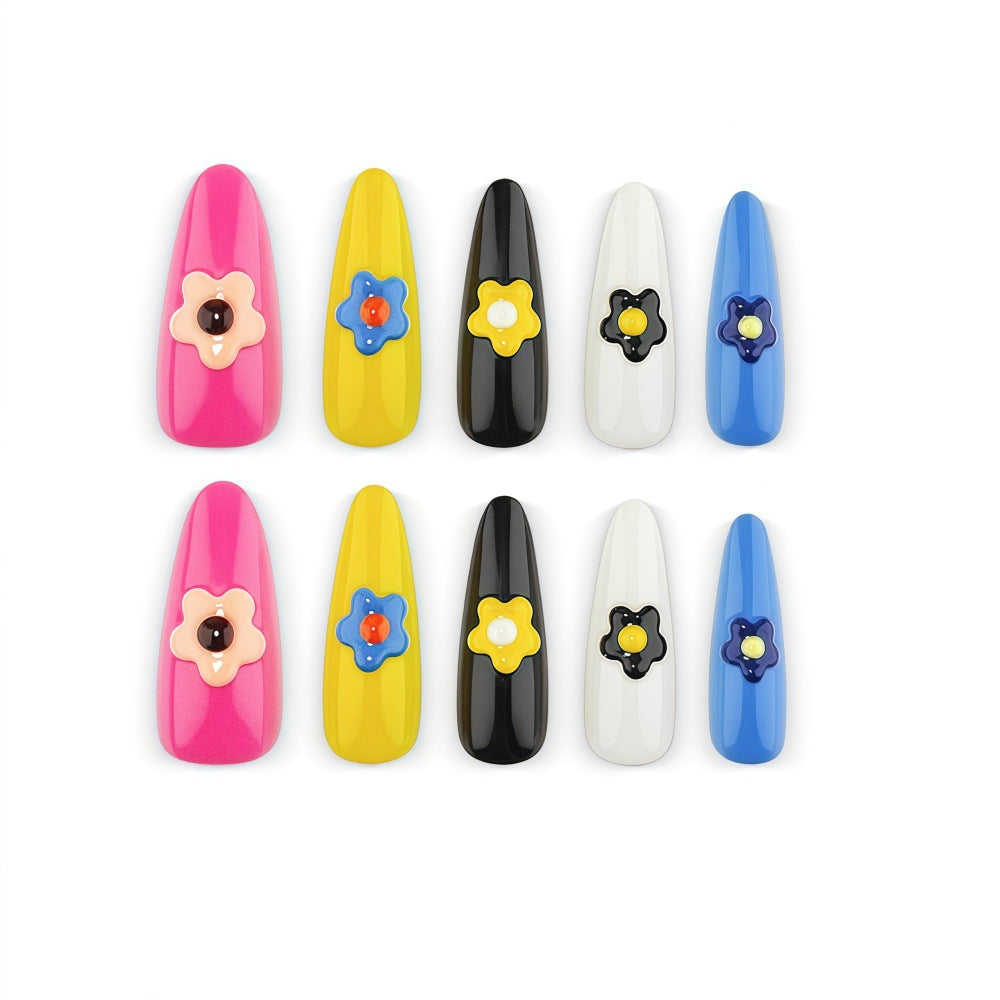 Artificial nails with floral 3D design Bowlift