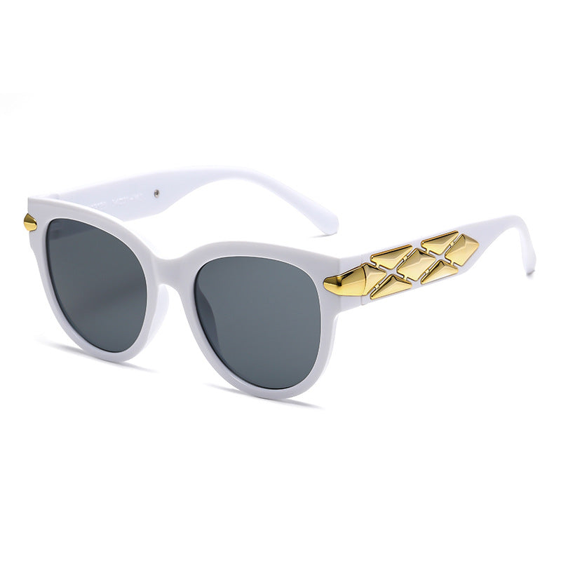 Women's designer sunglasses with innovative, detailed frame Bowlift