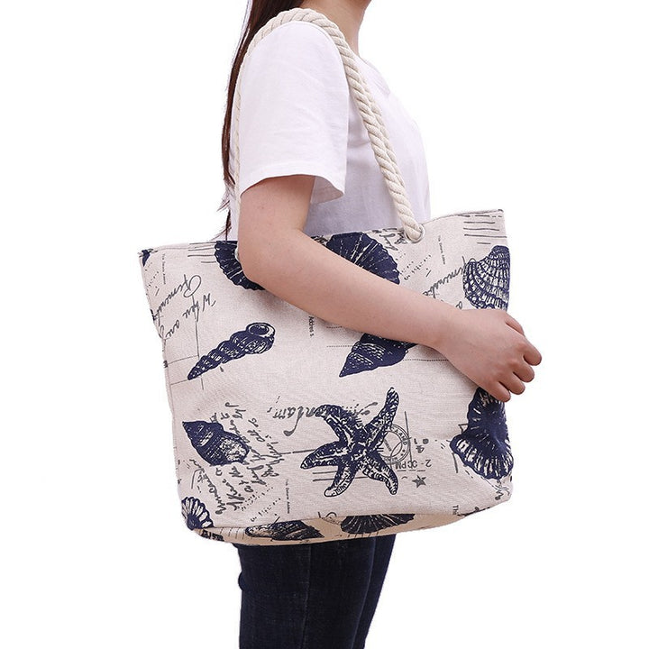 Beach bag with maritime shell motif Bowlift