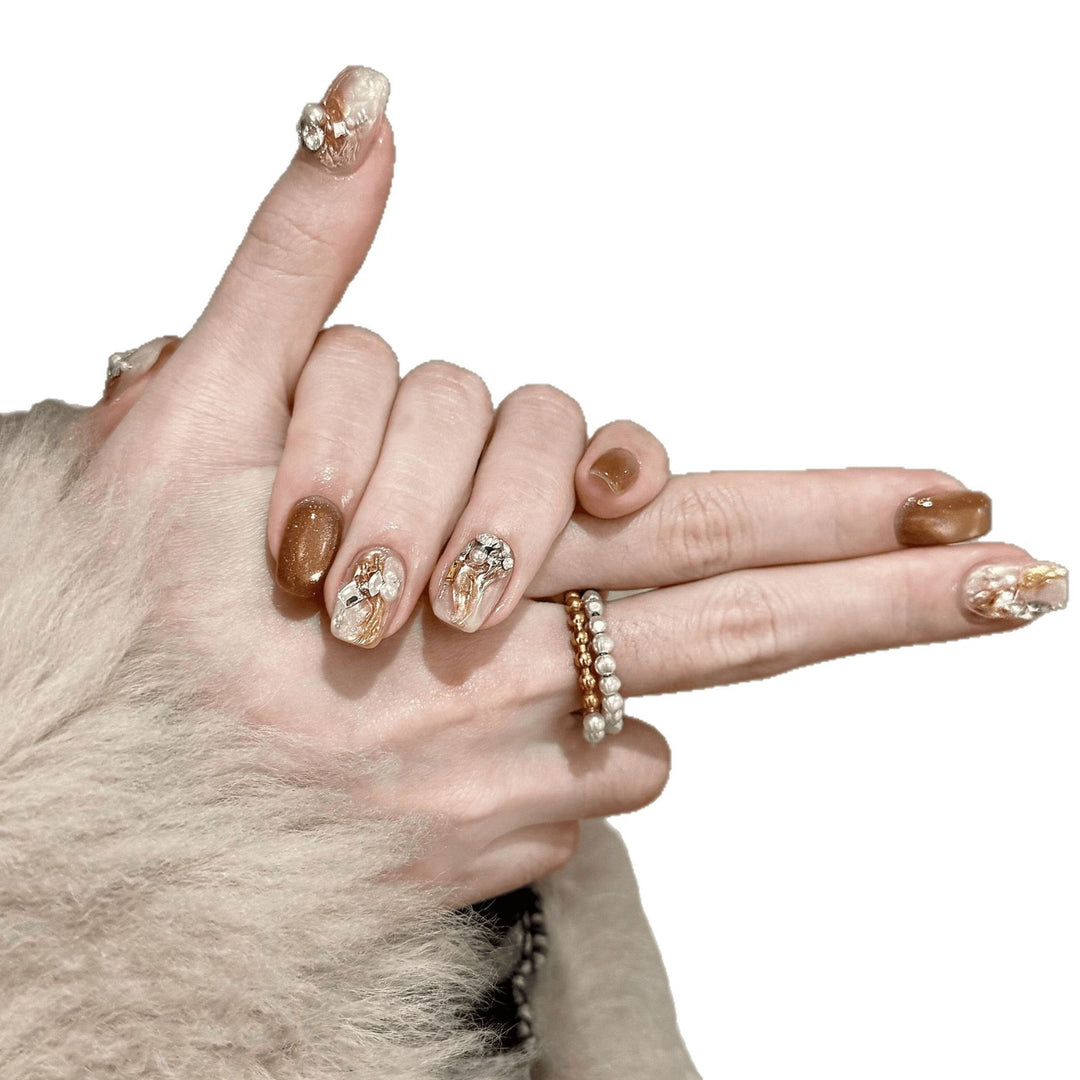Elegant Artificial Nails with Luxurious 3D Details Bowlift