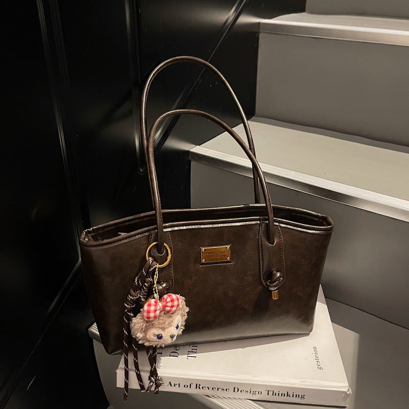 Elegant Structured Leather Handbag Bowlift