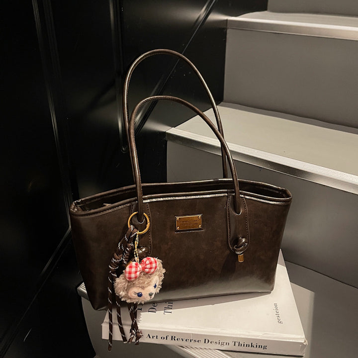 Elegant Structured Leather Handbag Bowlift