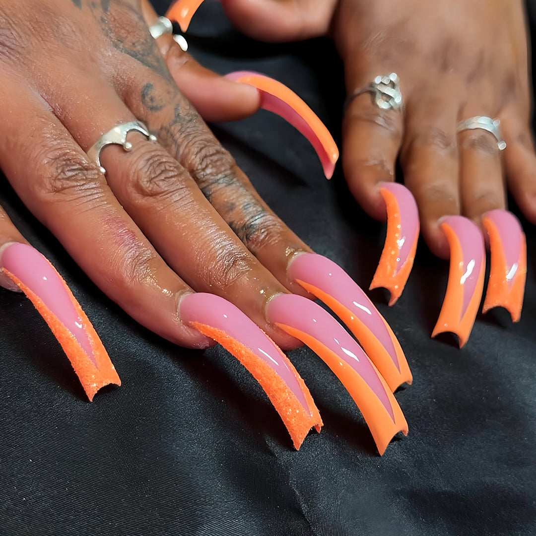 Fashionable Nail Art Bowlift