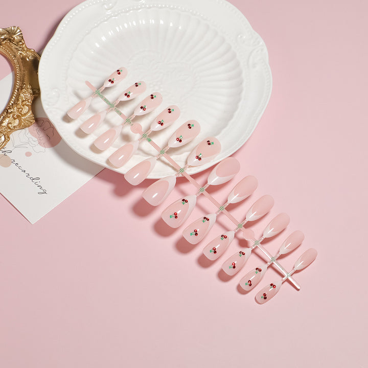 Elegant Floral Accent Press-On Nail Set Bowlift