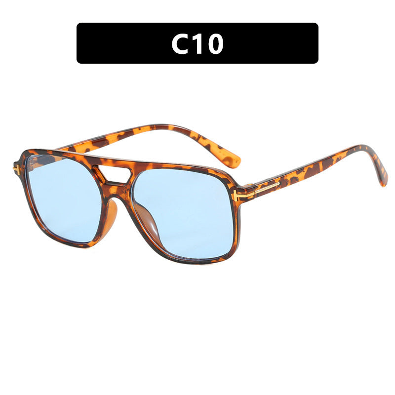 Ladies fashionable sunglasses in stylish frame Bowlift