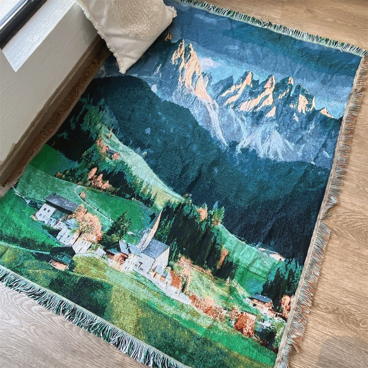 Scenic Patterned Throw Blanket