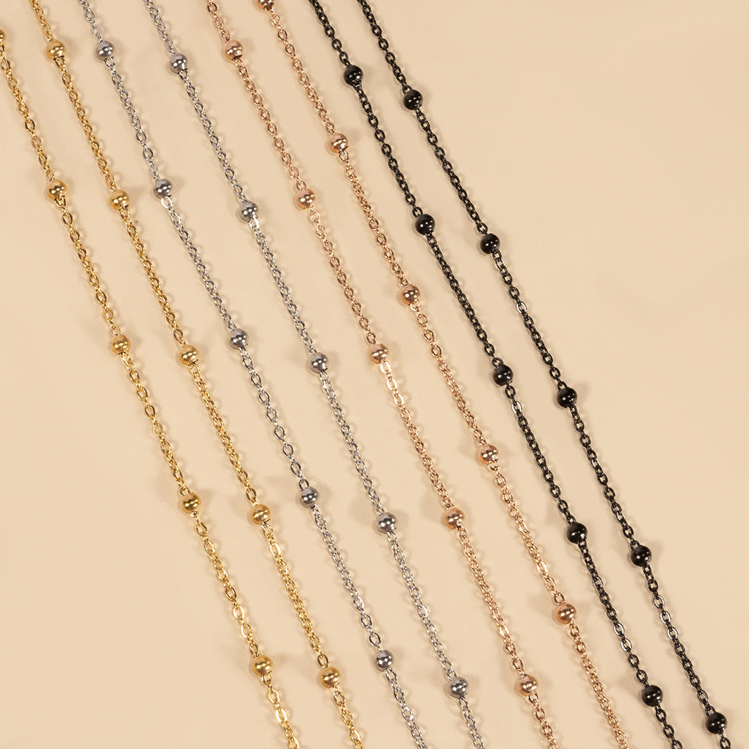 Fashionable Eyewear Chain Bowlift