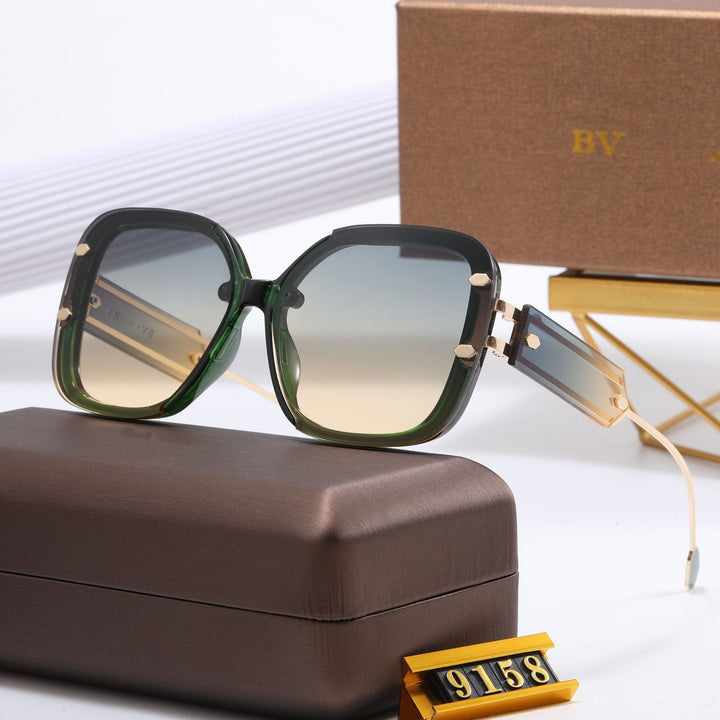 Women Designer Sunglasses with Extravagant Frame Bowlift