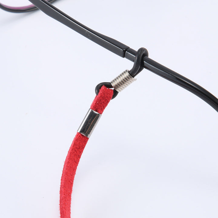 Adjustable Eyewear Retainer Bowlift