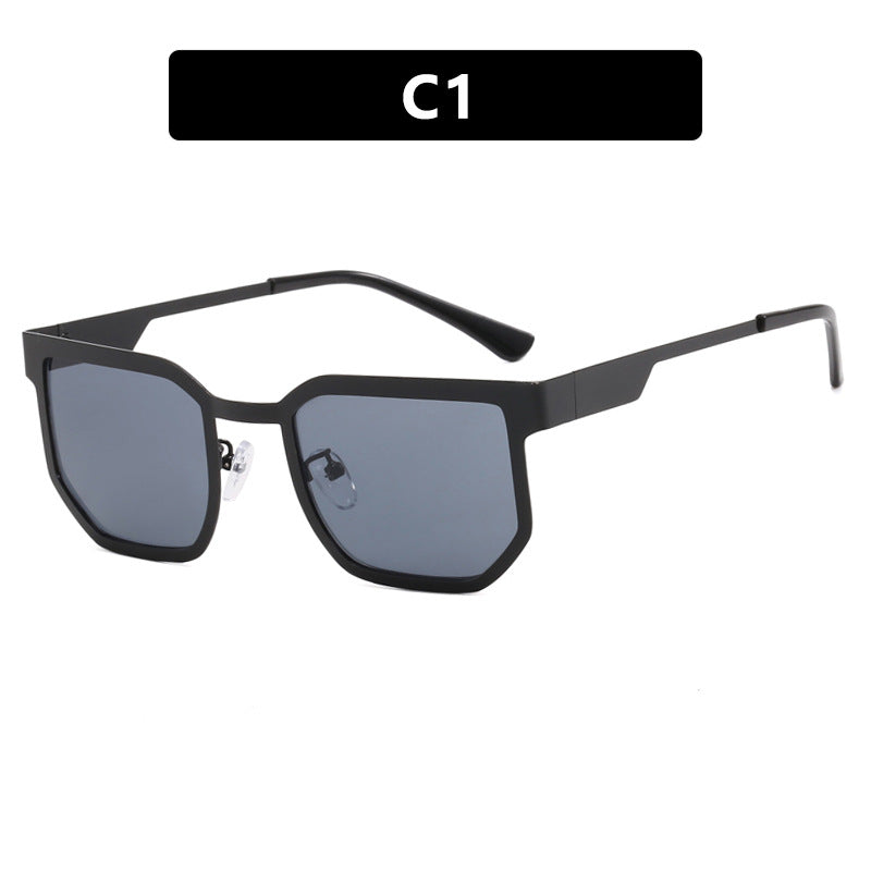 Ladies modern sunglasses in trendy rectangular design with narrow metal frame Bowlift