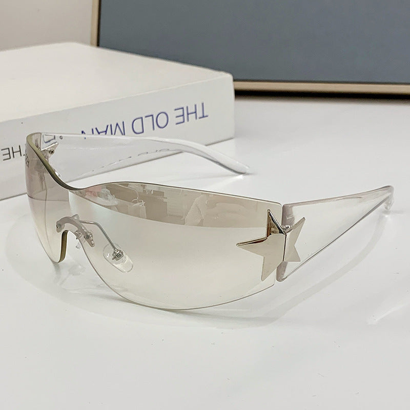 Women’s stylish sunglasses with artistic star accent Bowlift