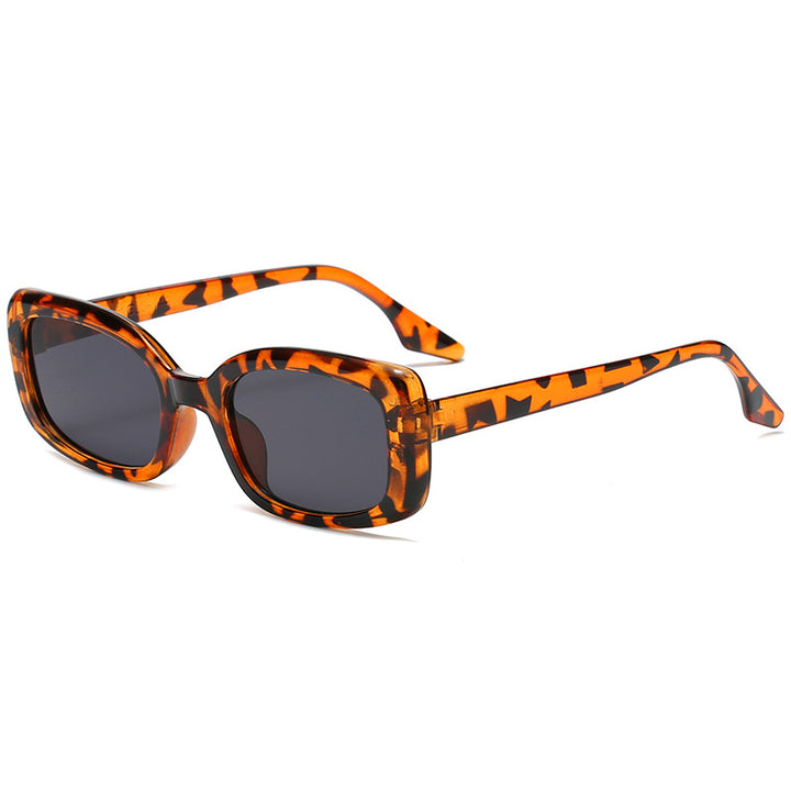 Women’s fashionable oversized sunglasses in eye-catching leopard print Bowlift