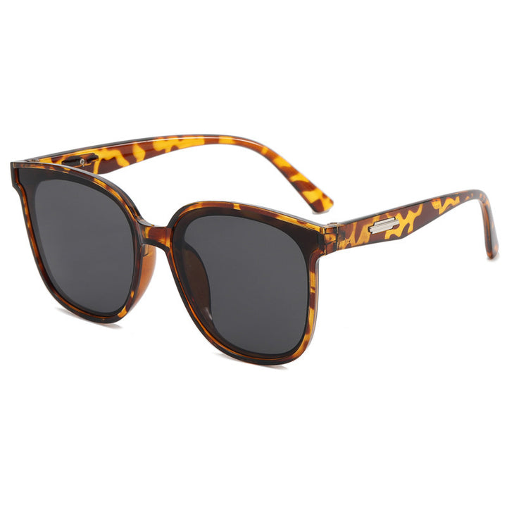 Women's stylish sunglasses with wide frame and UV protection Bowlift
