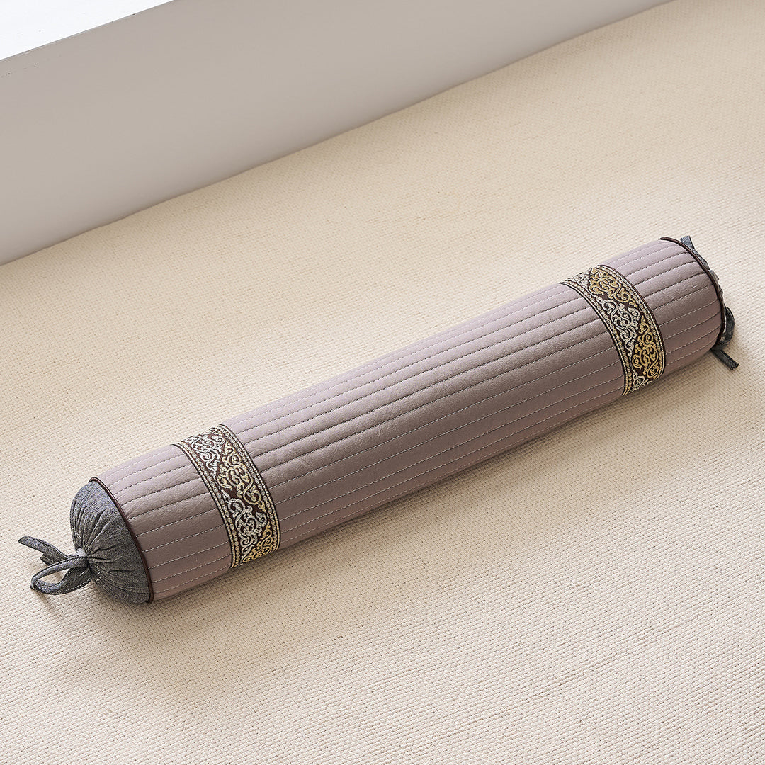 Meditation roll with decorative design Bowlift