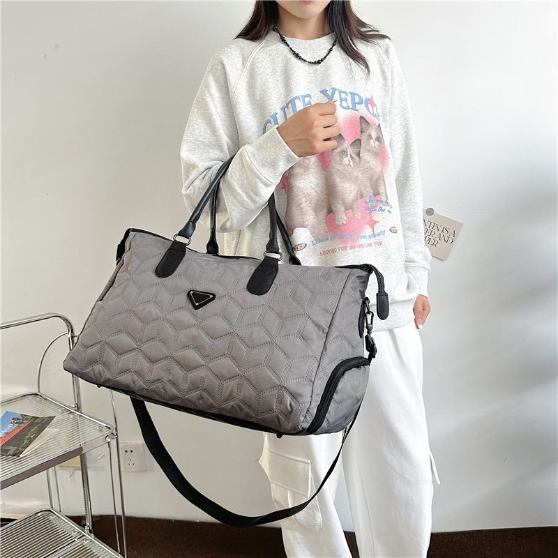 Quilted Lightweight Travel Handbag Bowlift