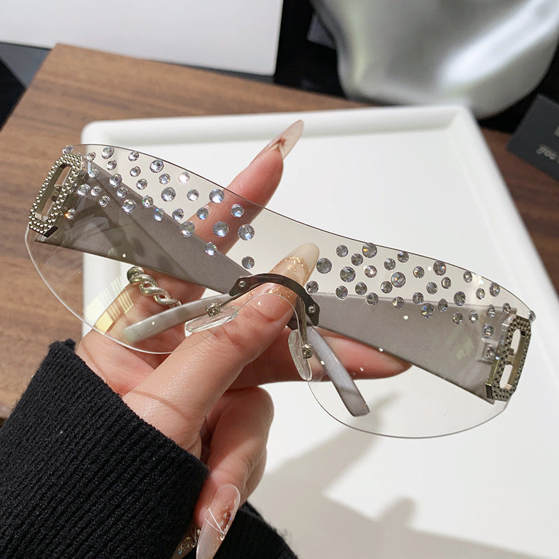 Women's Glamorous Sunglasses with Glitter Accents Bowlift