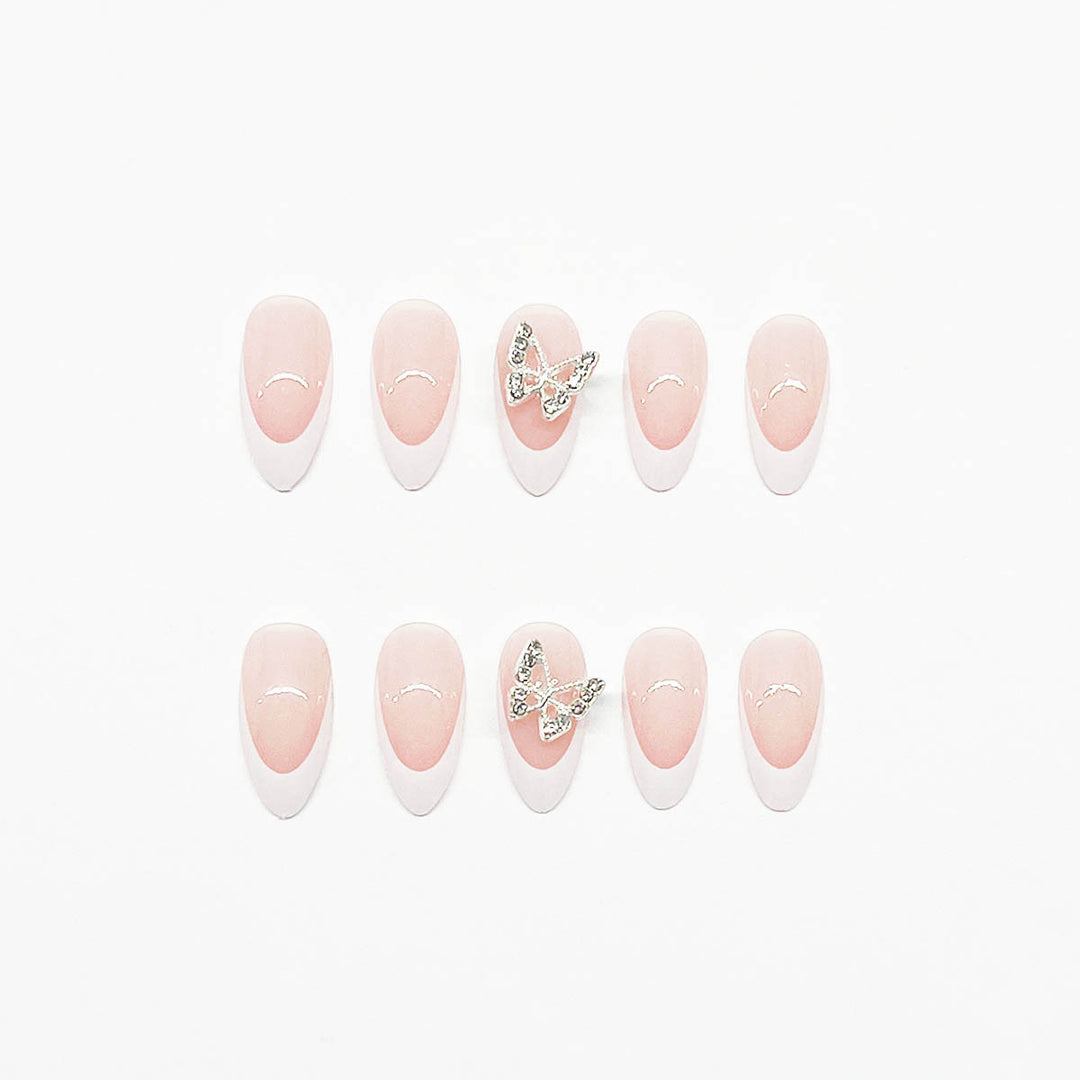 Artificial nail tips with playful 3D decorations Bowlift