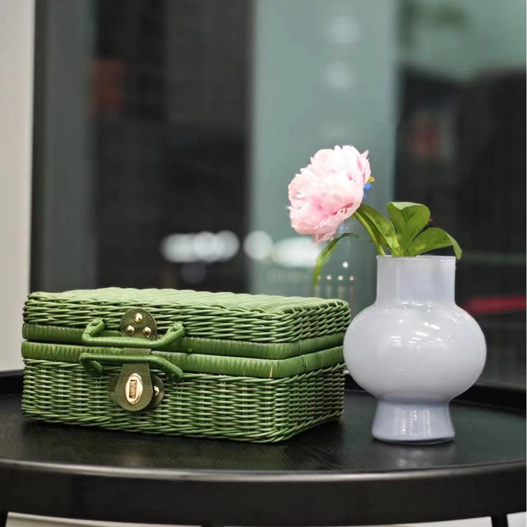 Chic Woven Storage Handbag Bowlift