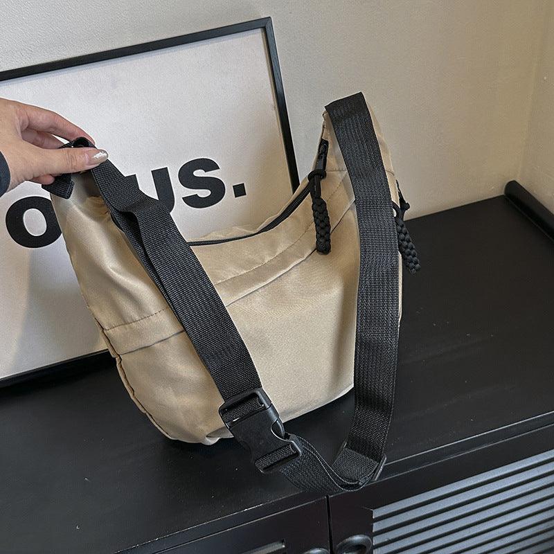 WoVersatile Everyday Sling Bag Bowlift