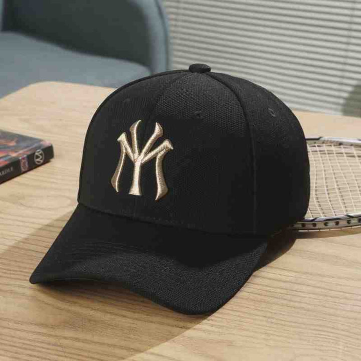 Men's Classic Structured Cap Bowlift