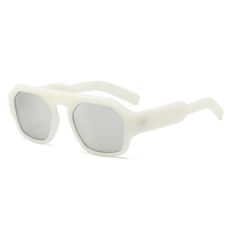 Women's fashionable sunglasses in innovative geometric design Bowlift
