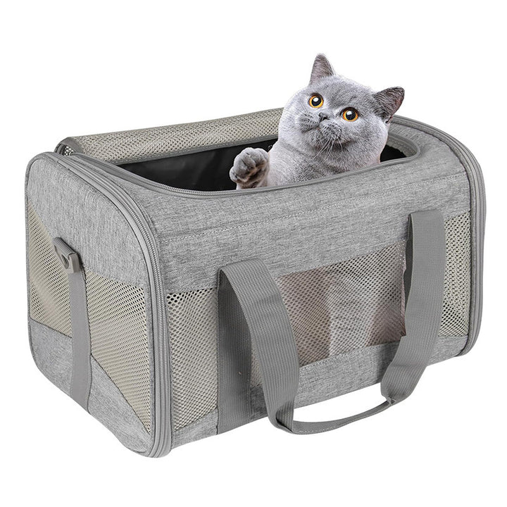 Pet carrier bag with breathable mesh windows Bowlift