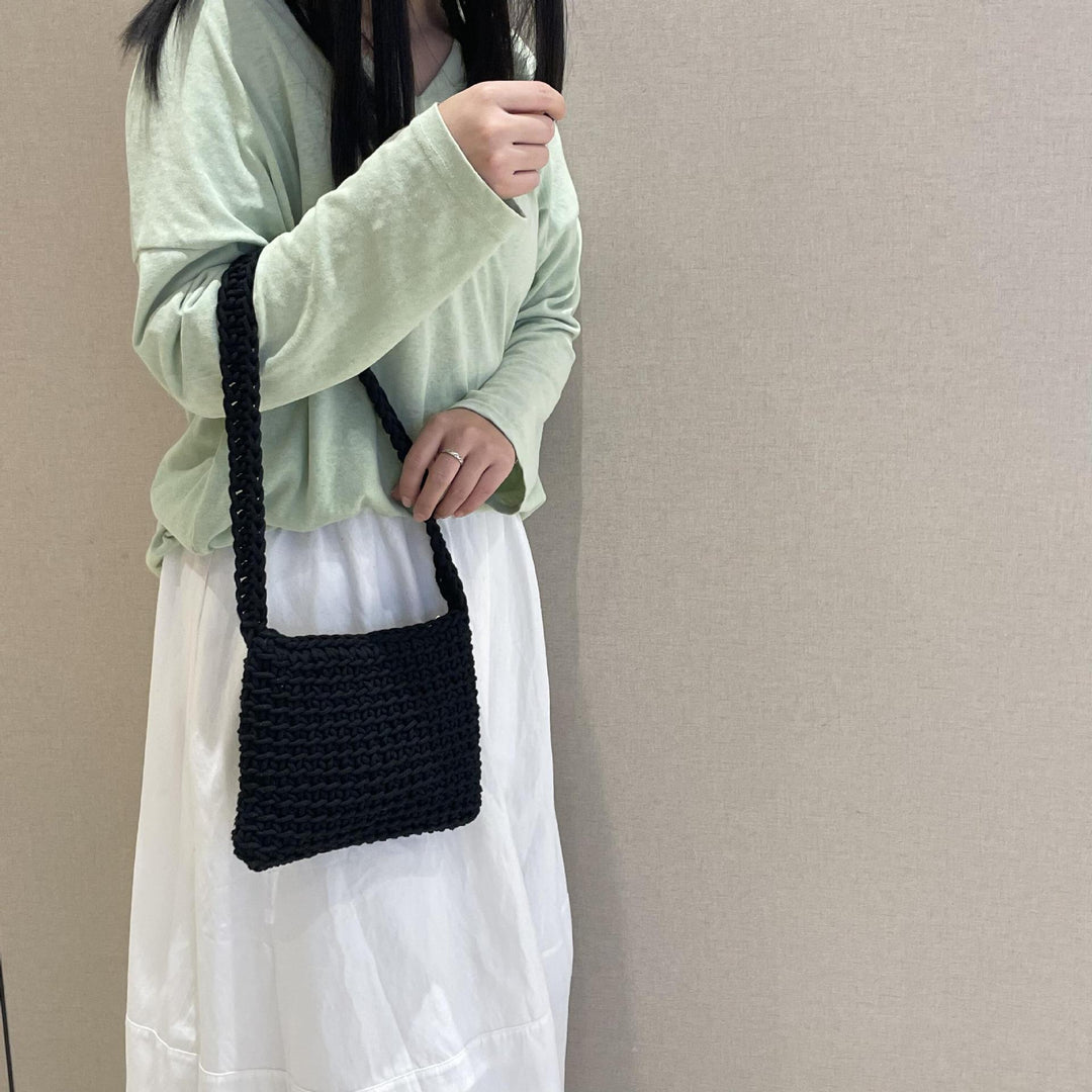 Coarse mesh shoulder bag Bowlift