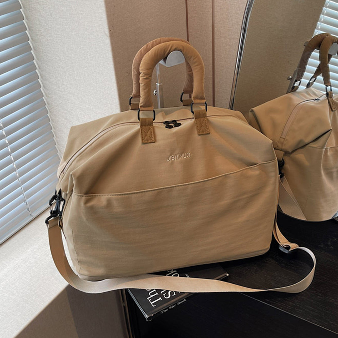 Spacious Travel Gym Duffle Bowlift