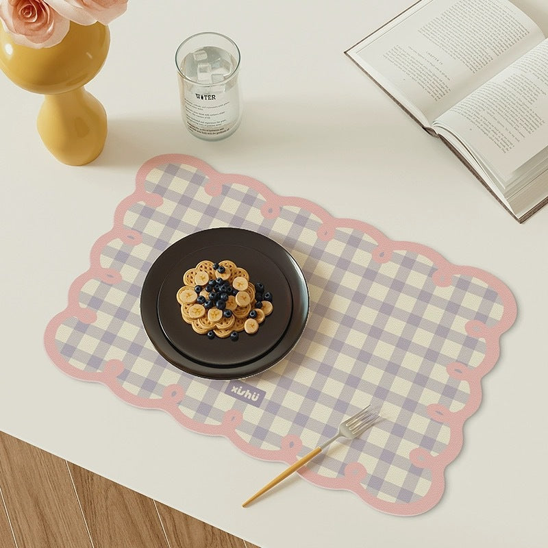 Scalloped Edge Dining Table Mat