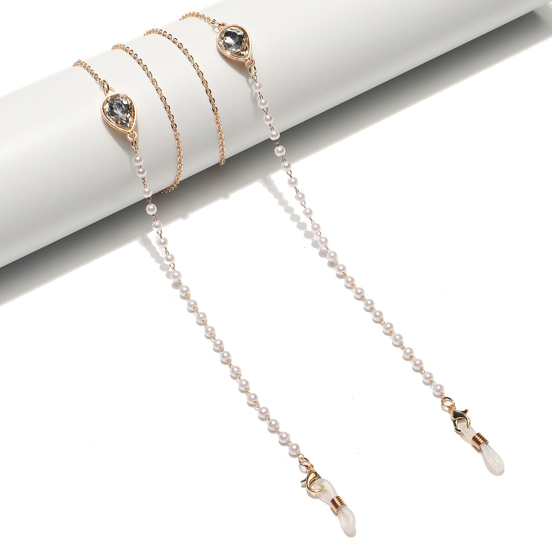Elegant Pearl and Crystal Eyewear Chain Bowlift