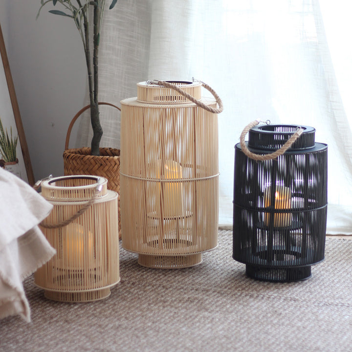 Decorative lantern made of woven material Bowlift