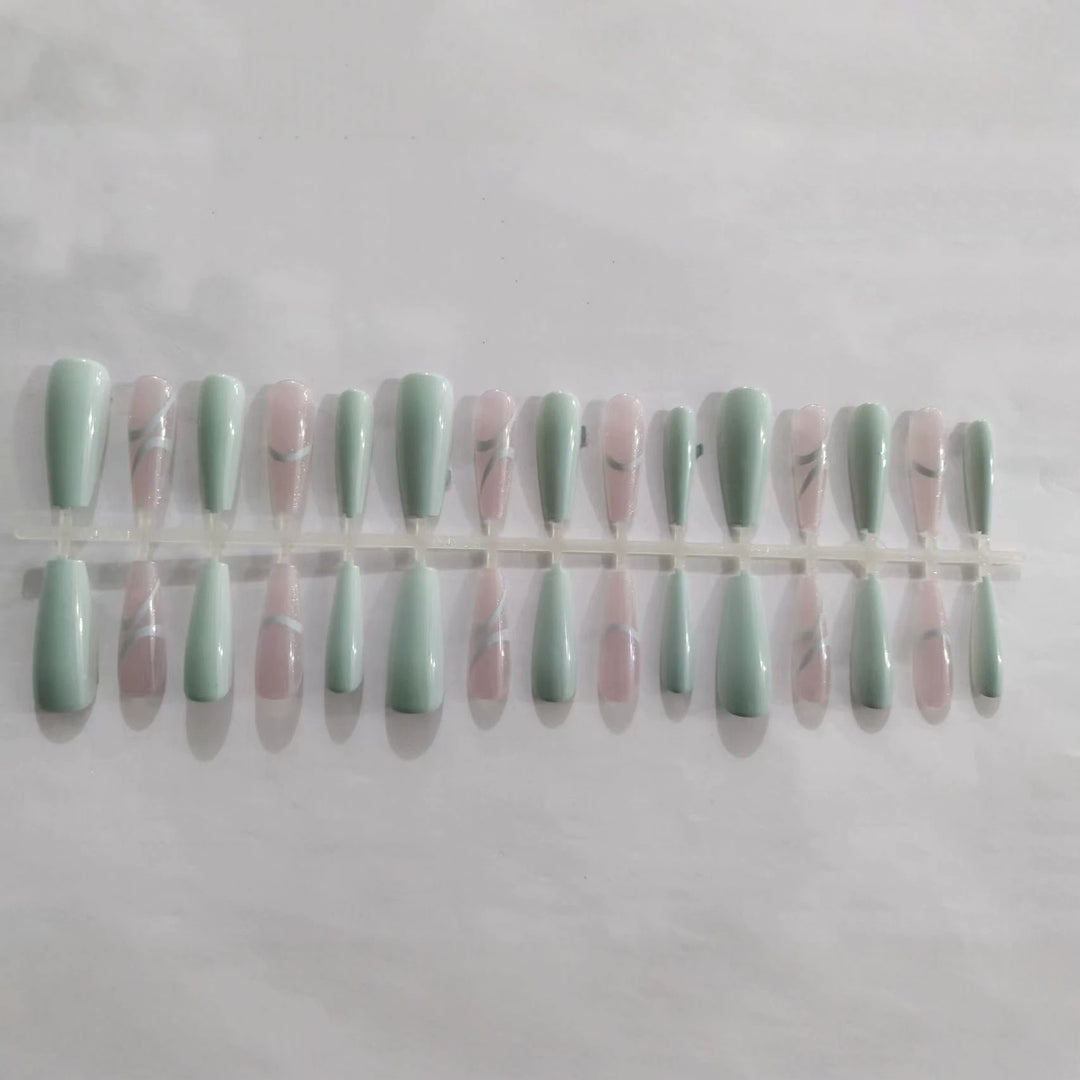 Long Stiletto Nail Art Bowlift