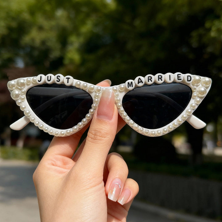 Fun-Themed Cat-Eye Sunglasses Bowlift
