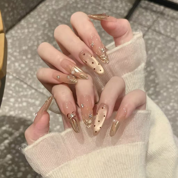 Premium Glamorous Press-On Nail Extensions Bowlift