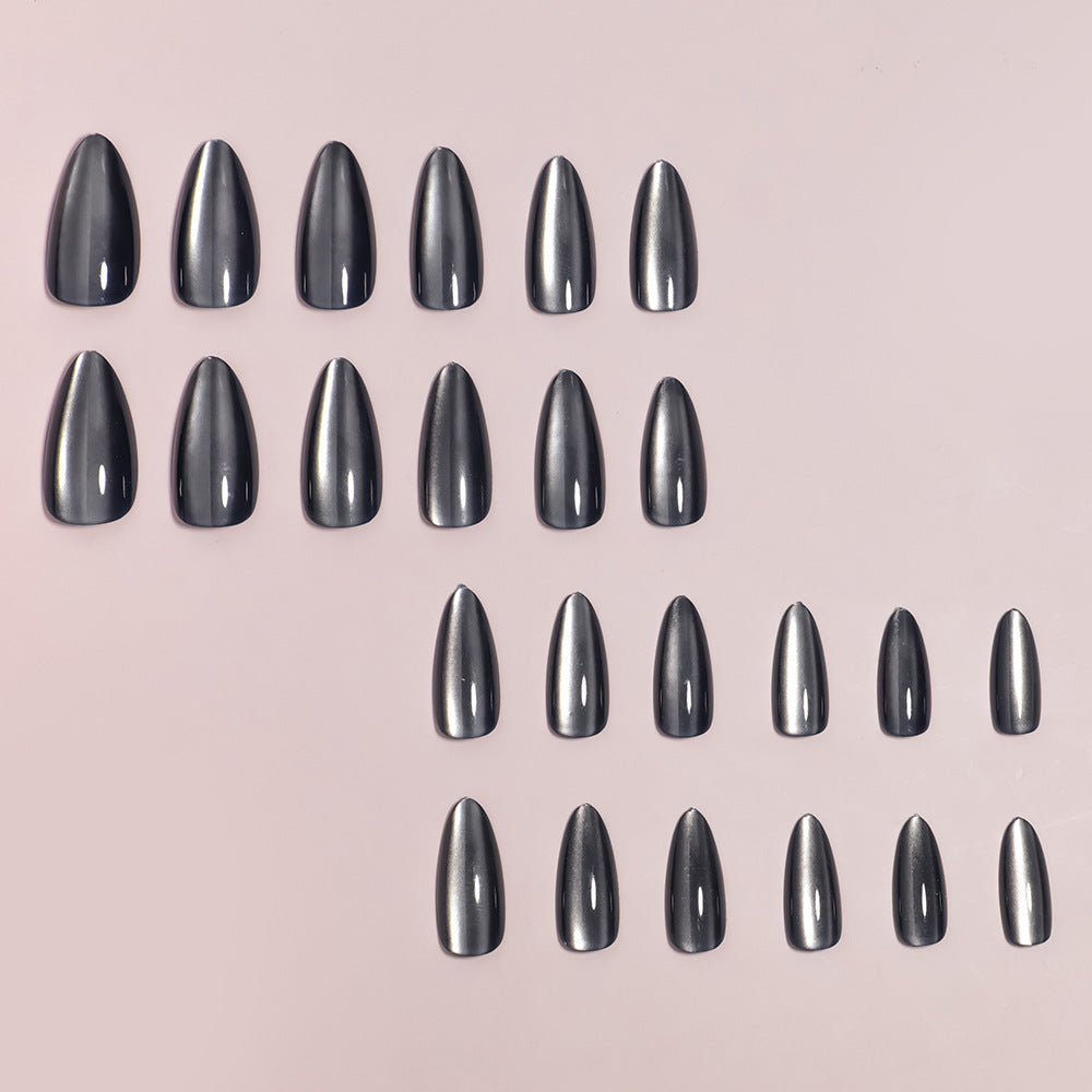 DIY Almond-Shaped Press-On Nail Set Bowlift
