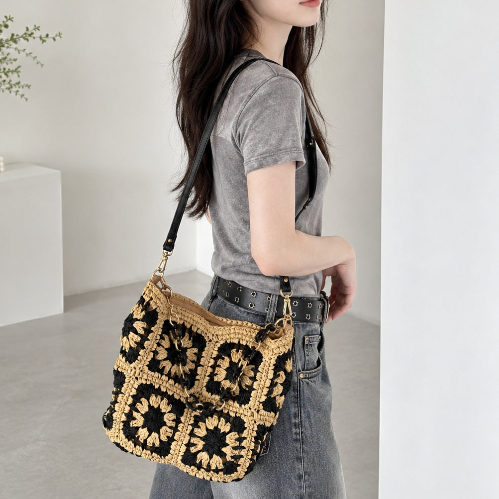 Handbag in Modern Crochet Design Bowlift