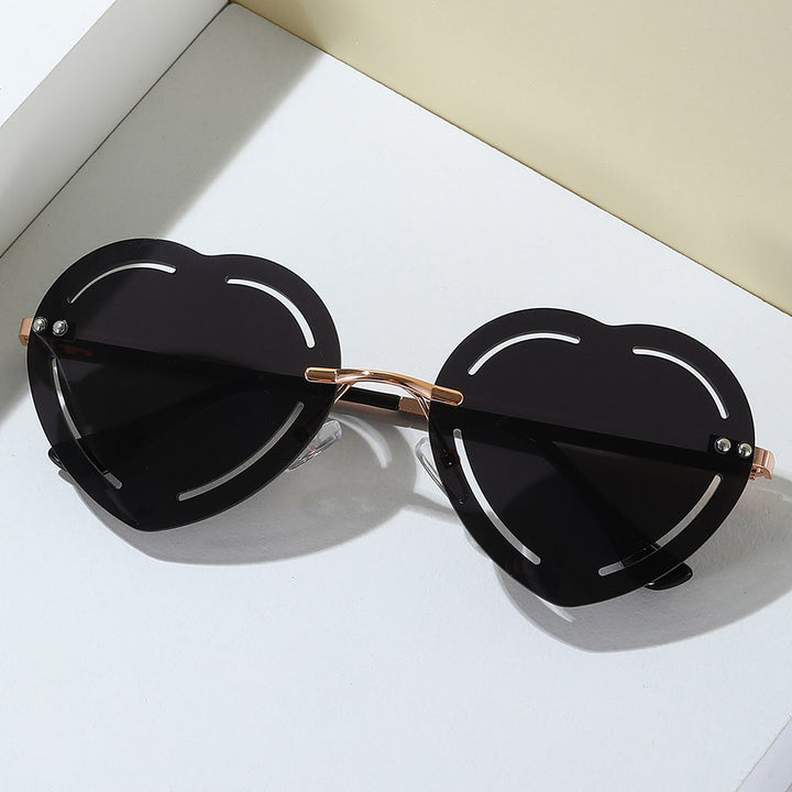 Women's Heart-Shaped Sunglasses with Stylish Metal Frame Bowlift