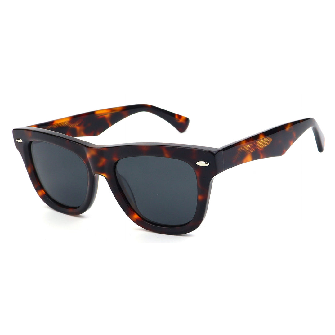 Women's sunglasses in classic design with powerful UV protection Bowlift