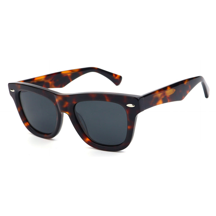 Women's sunglasses in classic design with powerful UV protection Bowlift
