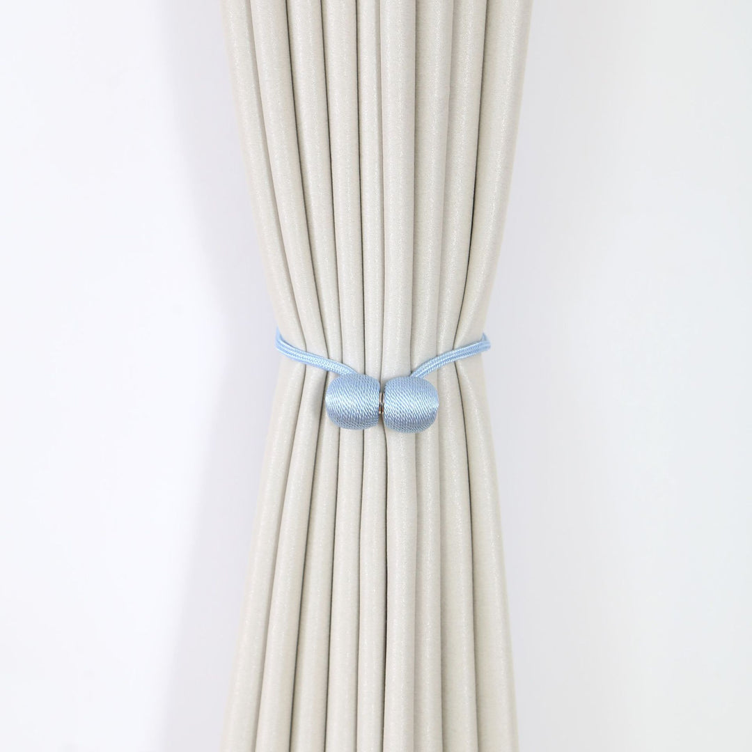 Decorative curtain tieback Bowlift