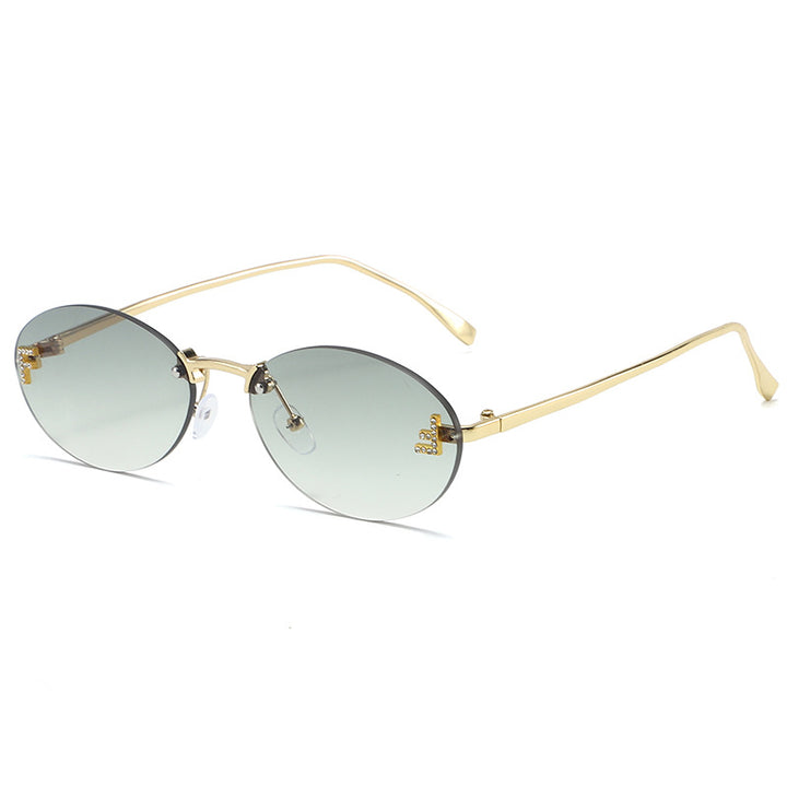 Elegant Vintage-Inspired Oval Sunglasses