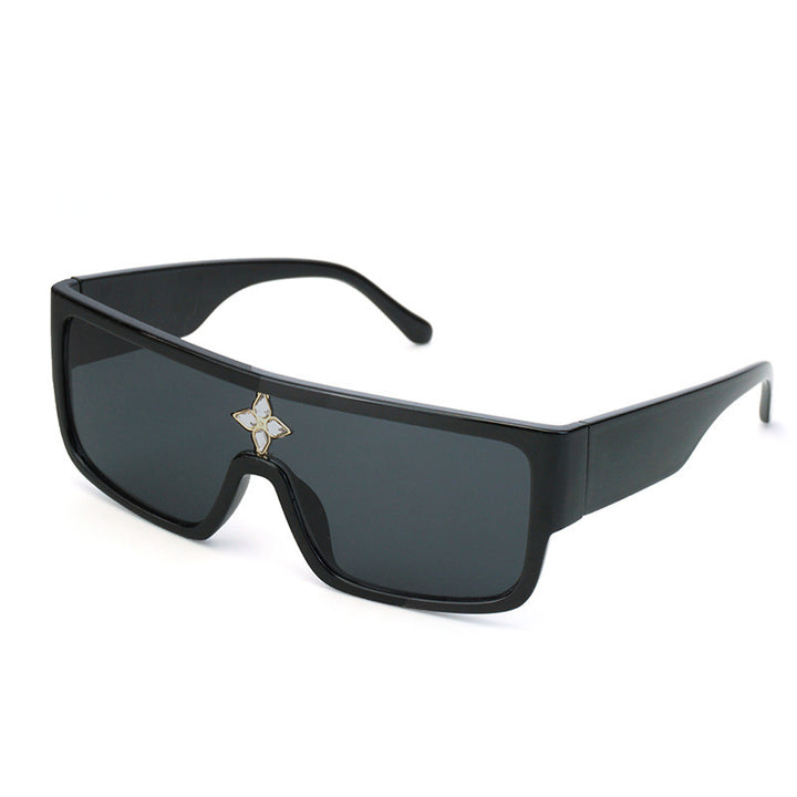 Women's sunglasses in futuristic oversized design with sparkling decor Bowlift