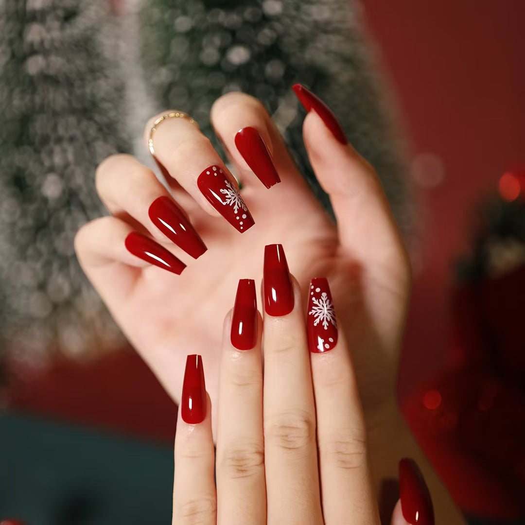 Elegant Christmas-Themed Press-On Nail Art Bowlift