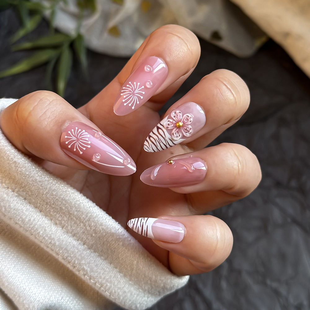 Elegant Floral Design Press-On Nails Bowlift