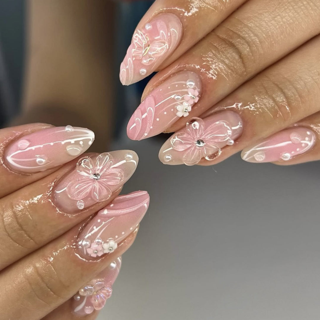 Artful nail art with floral 3D elements Bowlift