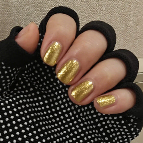 Glittering Artificial Nails In Elegant Square Design Bowlift