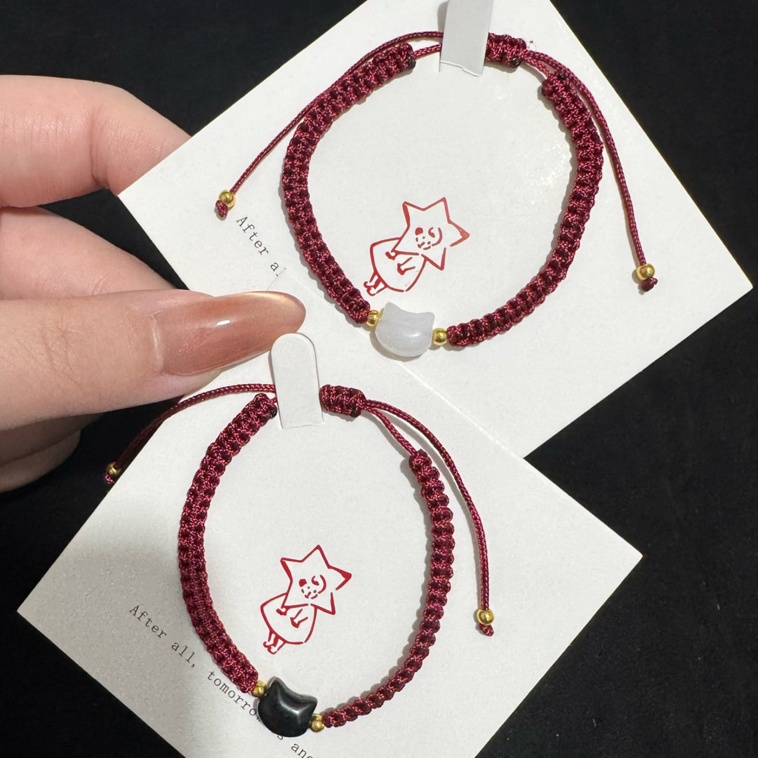 Adjustable Cat-Themed Friendship Bracelet Bowlift