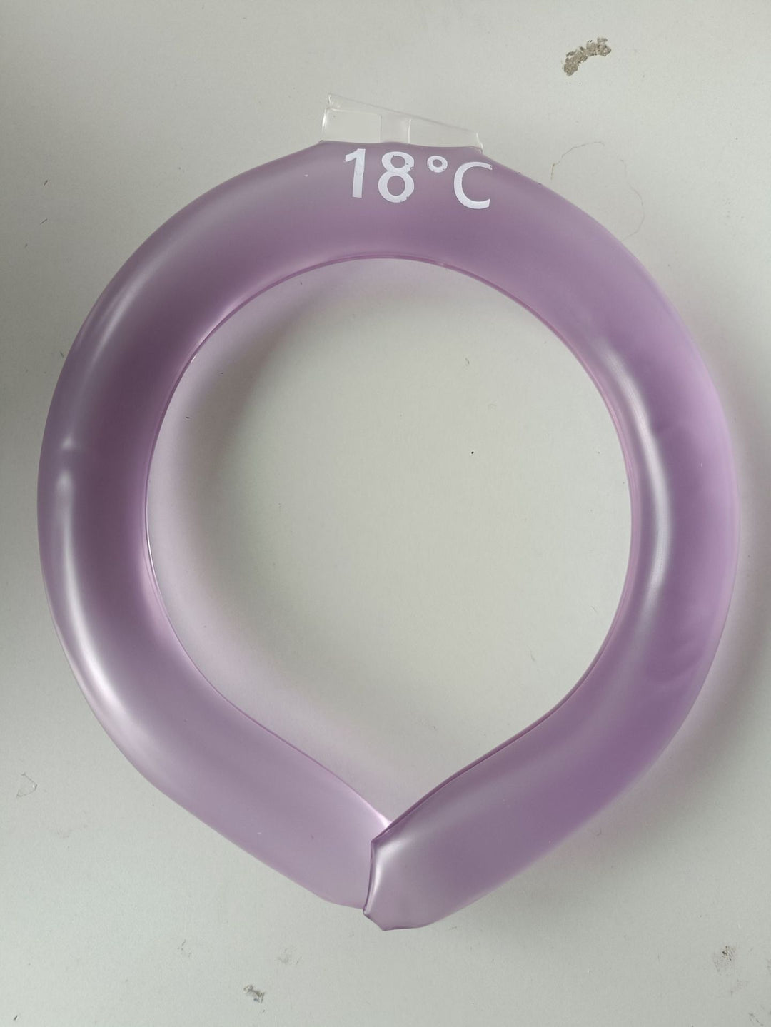 Women's flexible silicone LED neck light for hands-free reading and sports Bowlift