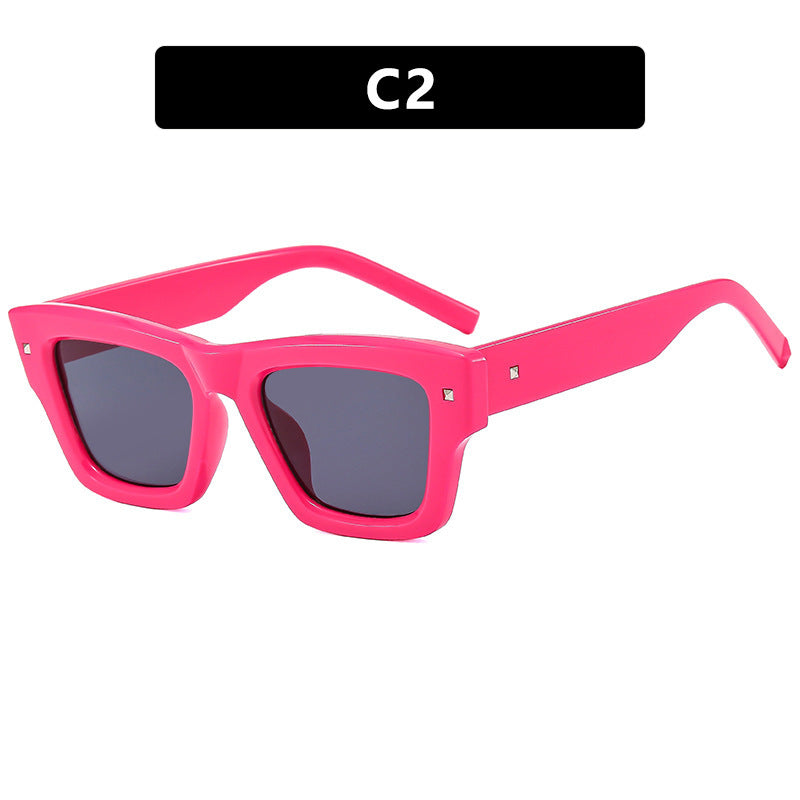 Ladies fashionable rectangular glasses with multifaceted design Bowlift