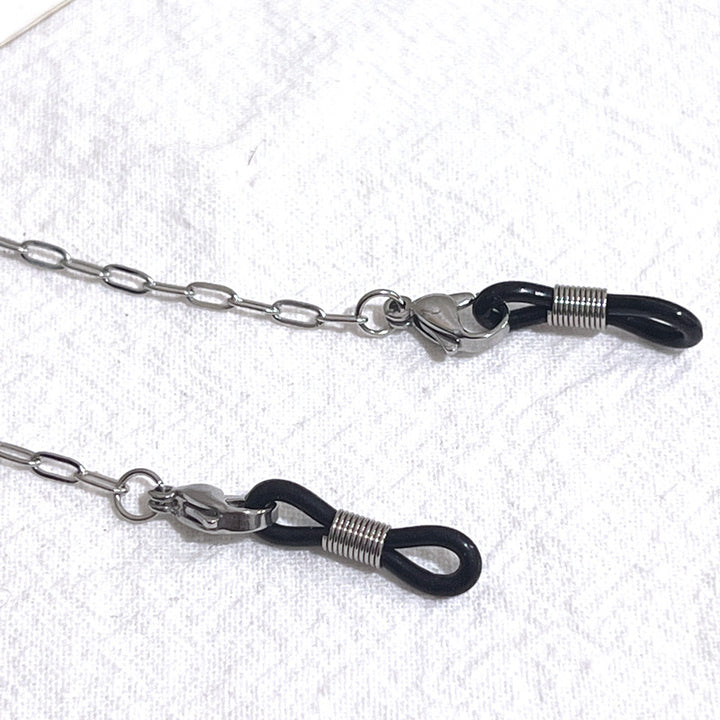 Multi-Strand Beaded Eyewear Chain Bowlift